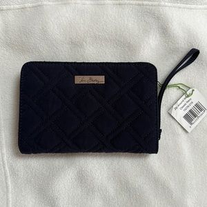 Vera Bradley navy blue wristlet